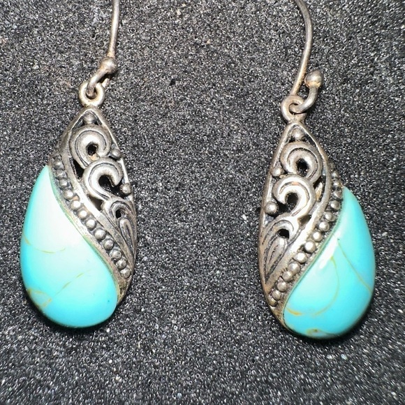 925 Sterling Turquoise Jewelry - Sterling Silver & Turquoise Filagree Pierced Earrings - Pre-loved